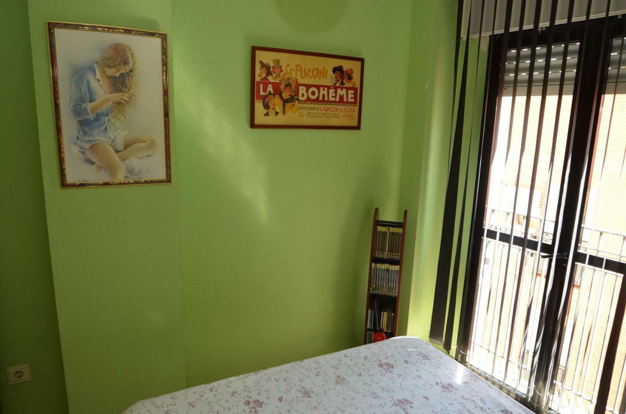 Habitacion Centro Historico Málaga Buitenkant foto